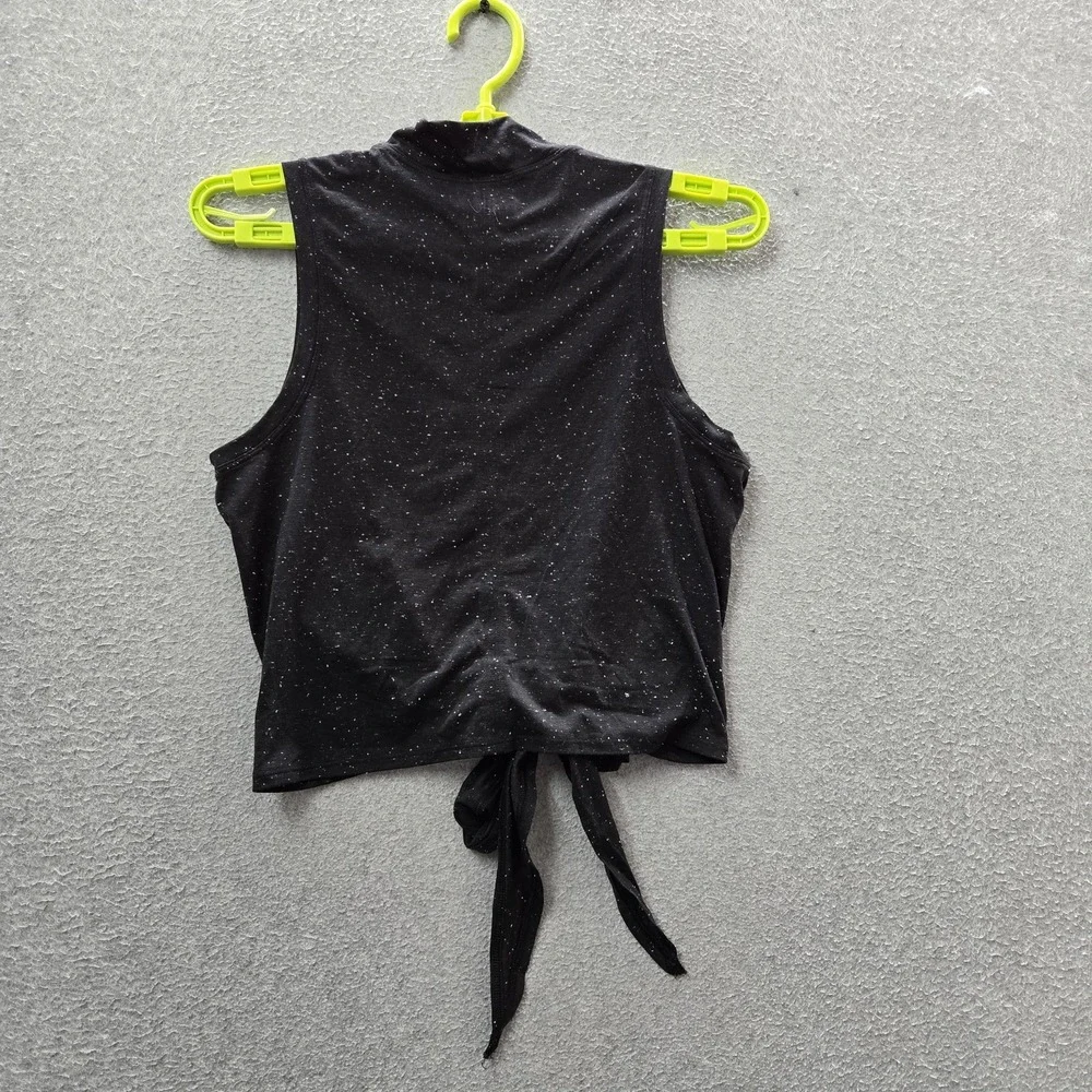 Lululemon Women Tank Top 4 Black Breeze Through Twist‎ Crew Neck Pullover